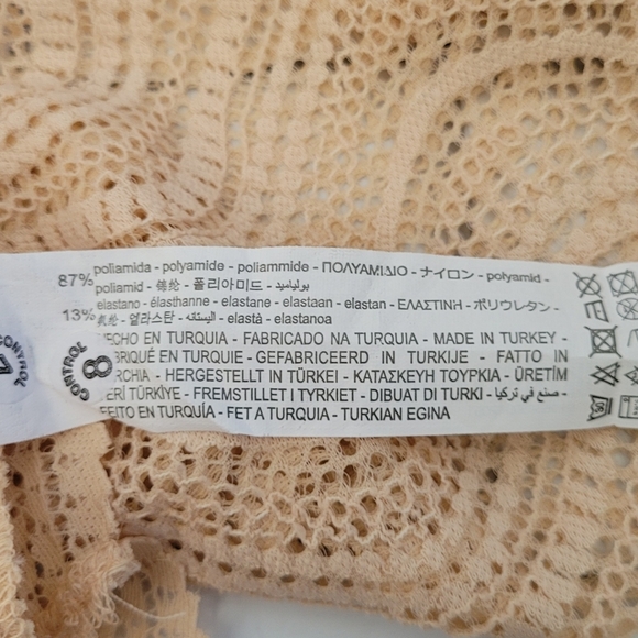 NWT ZARA Ladies Long Sleeve Lightweight Lace Cropped Blouse Crew Neck Scalloped - Picture 8 of 8